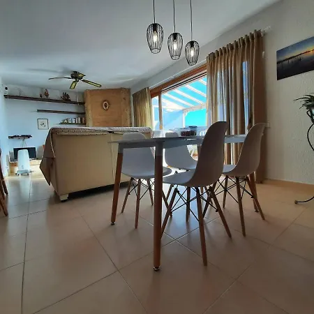Mediterrania15 Apartment *